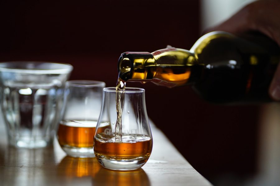 Jak rozpoznać dobrą whiskey?